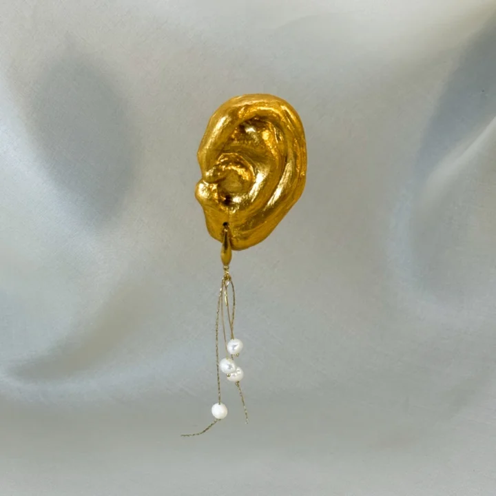 Pendientes DeMedicis de BeMeknes, diseño artesanal elegante y delicado